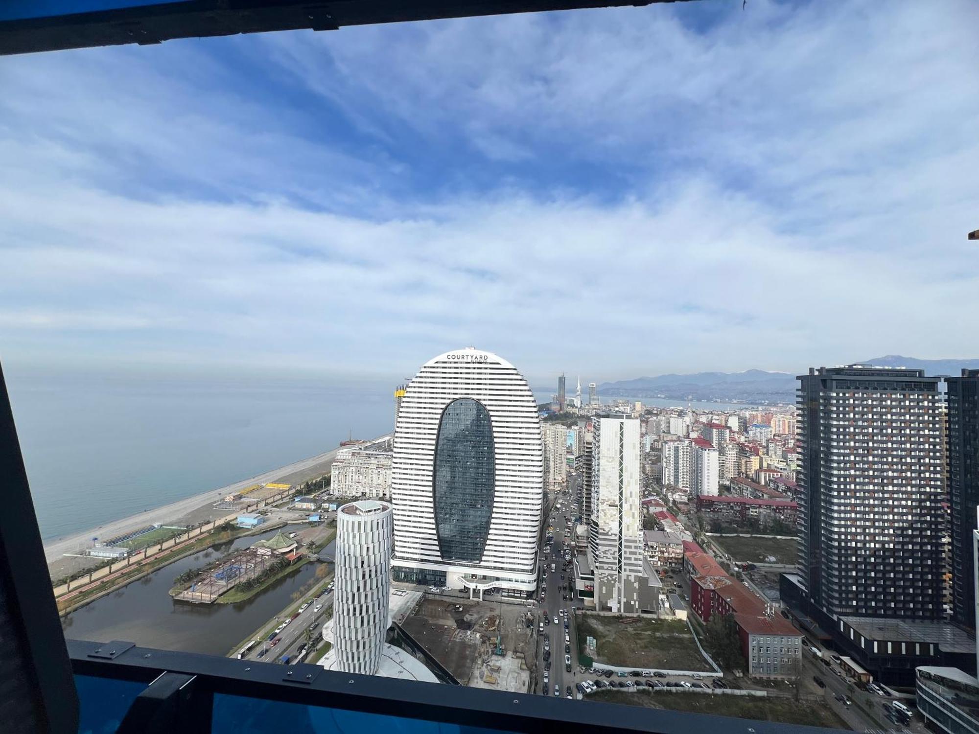 Spend Your Time In Orbi City Batumi Eksteriør bilde